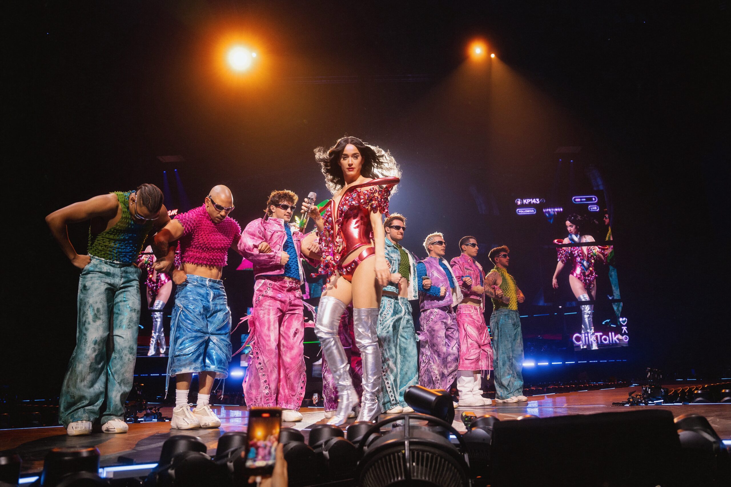 KATY PERRY: THE LIFETIME TOUR - Live from Paris - 2