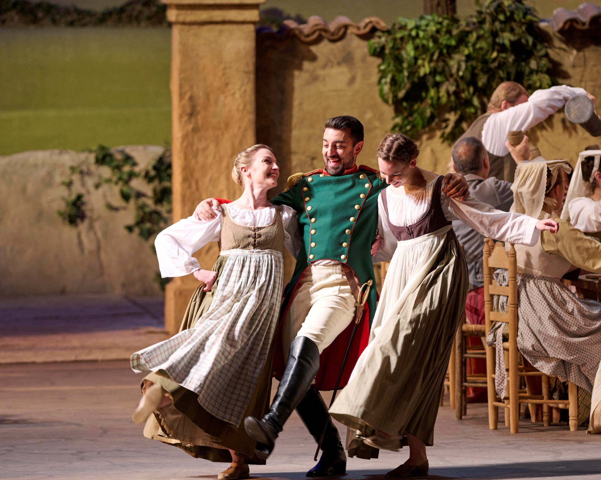 L'ELISIR D'AMORE - 1